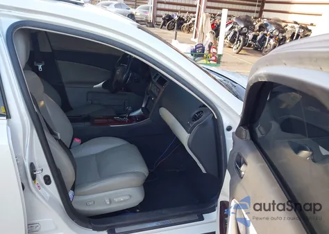 2007 Lexus Is 350 from USA, damaged, VIN JTHBE262672012374